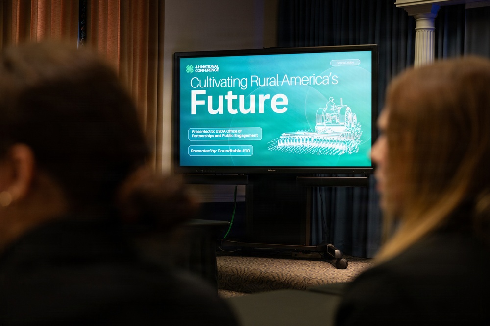 4-H'ers brief some USDA leadership during the 2026 National 4-H Conference April 10-15, 2026