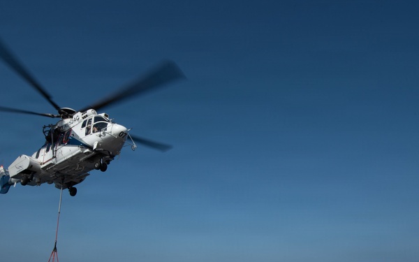 Pinckney Conducts a Vertical Replenishment