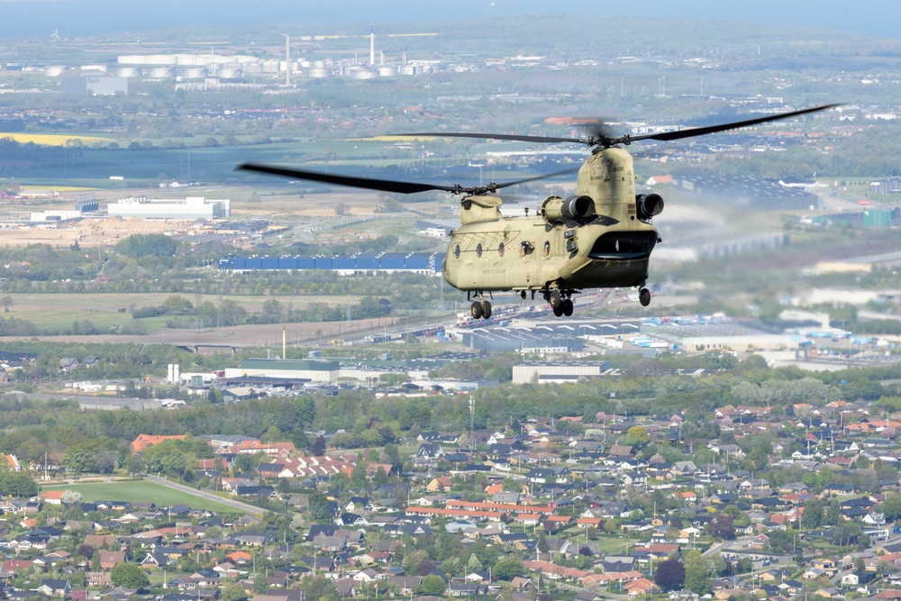 1-214th Arrives to Saber Strike