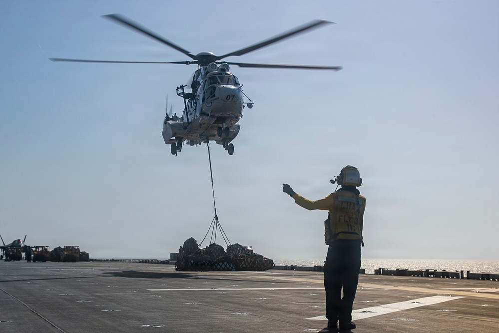 USS Tripoli Vertical Replenishment