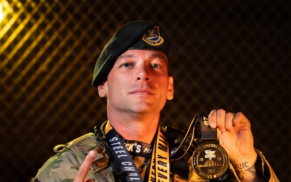Steel Airmen run Pittsburgh Marathon, carry Warrior Ethos beyond the gate