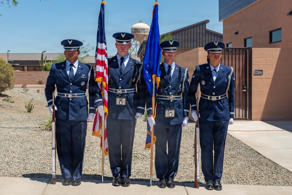 Luke AFB opens new Honor Guard facility
