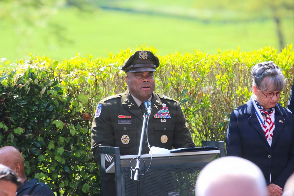 A Debt of Honor: US Colonel Pays Tribute to 11 African American Soldiers Massacred During World War II