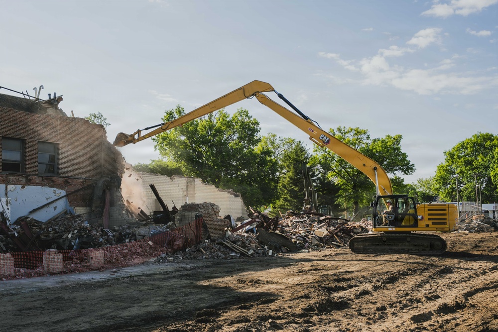 Hoosier Guardsmen Partner with Local Community for IRT Demolition Project
