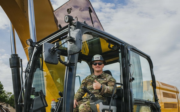 Hoosier Guardsmen Partner with Local Community for IRT Demolition Project