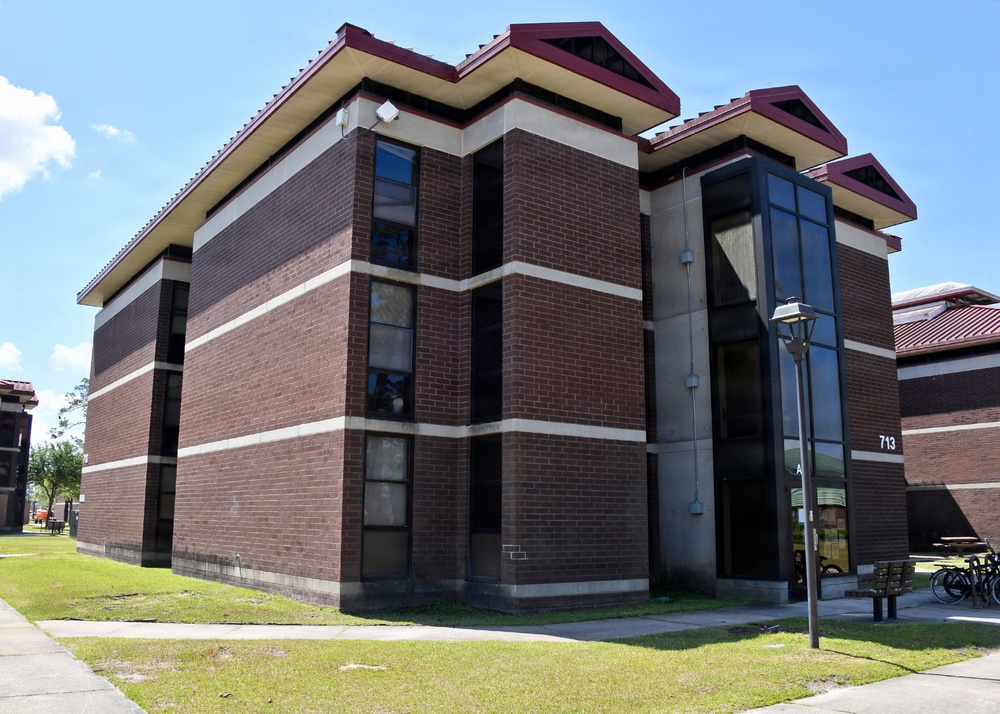 Fort Stewart Barracks Pressure Washing