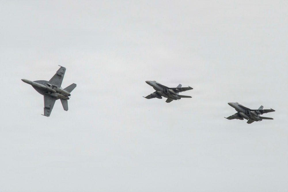 Carrier Air Wing (CVW) 8 Returns Following 11-Month Deployment