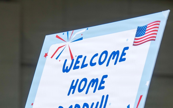 Carrier Air Wing (CVW) 8 Returns Following 11-Month Deployment