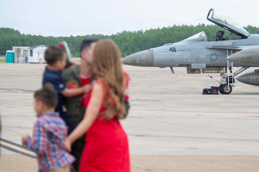 Carrier Air Wing (CVW) 8 Returns Following 11-Month Deployment