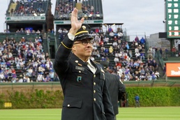 Chicago Cubs fans honor one of their own at military appreciation home game
