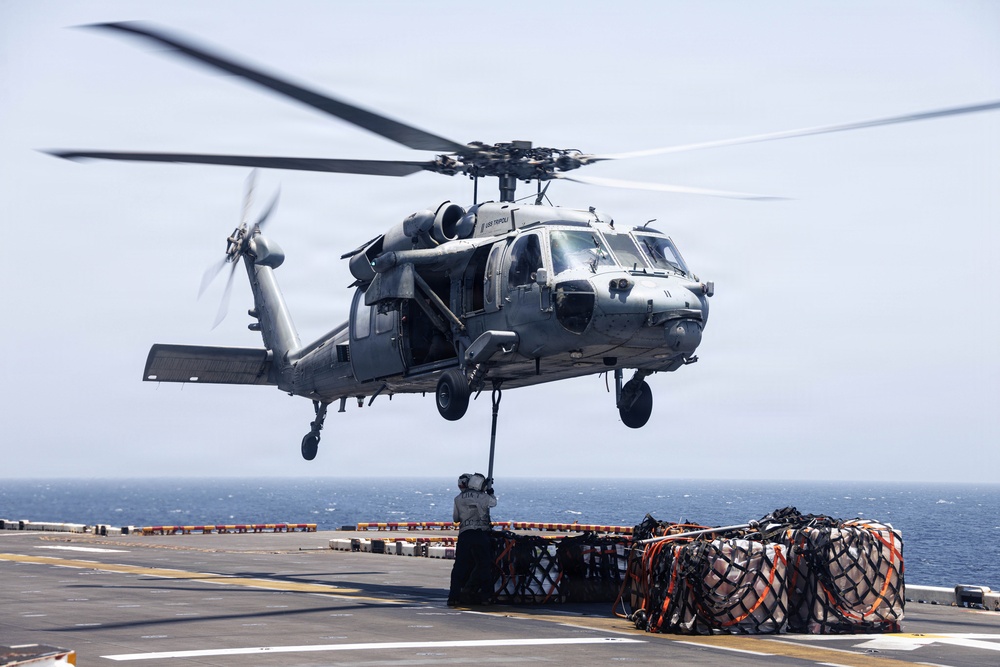 31st MEU | Vertical Replenishment aboard USS Tripoli (LHA 7)