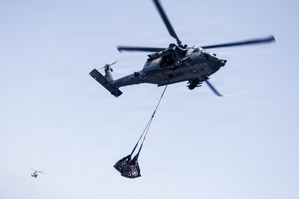 31st MEU | Vertical Replenishment aboard USS Tripoli (LHA 7)