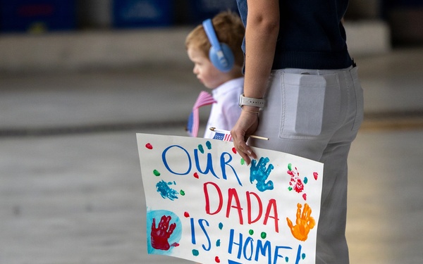 Carrier Air Wing (CVW) 8 Returns Following 11-Month Deployment