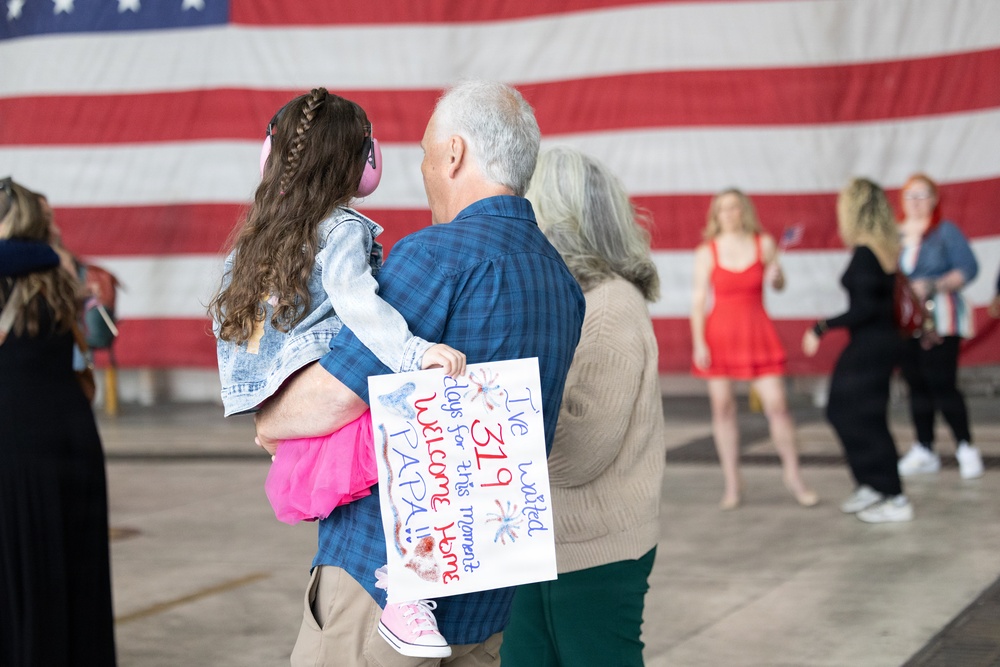 Carrier Air Wing (CVW) 8 Returns Following 11-Month Deployment