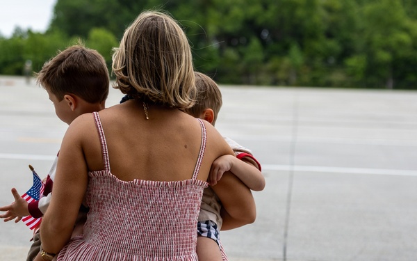 Carrier Air Wing (CVW) 8 Returns Following 11-Month Deployment