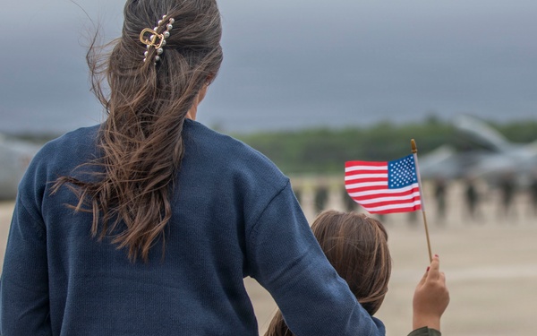 CVW-8 Returns Home Following Eleven-Month Deployment