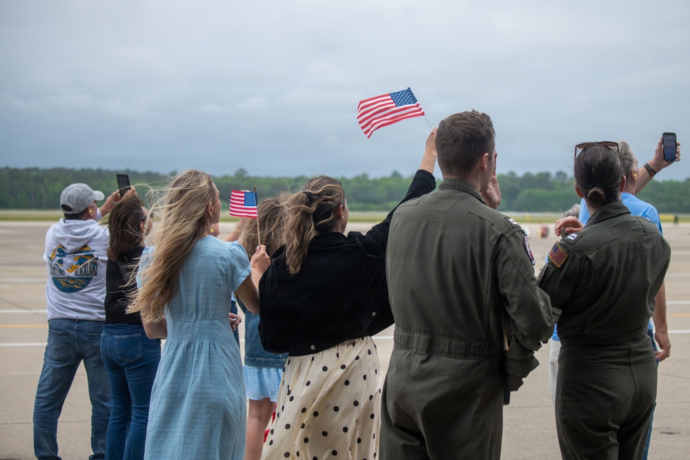 Carrier Air Wing (CVW) 8 Returns Following 11-Month Deployment