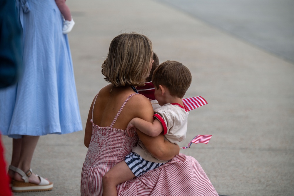 Carrier Air Wing (CVW) 8 Returns Following 11-Month Deployment