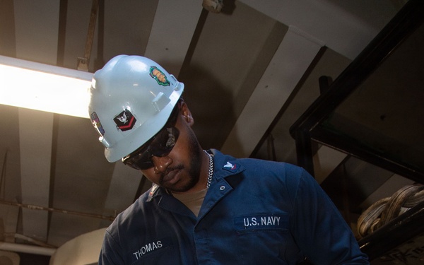 Ronald Reagan Sailors and Contractors Conduct Daily Operations