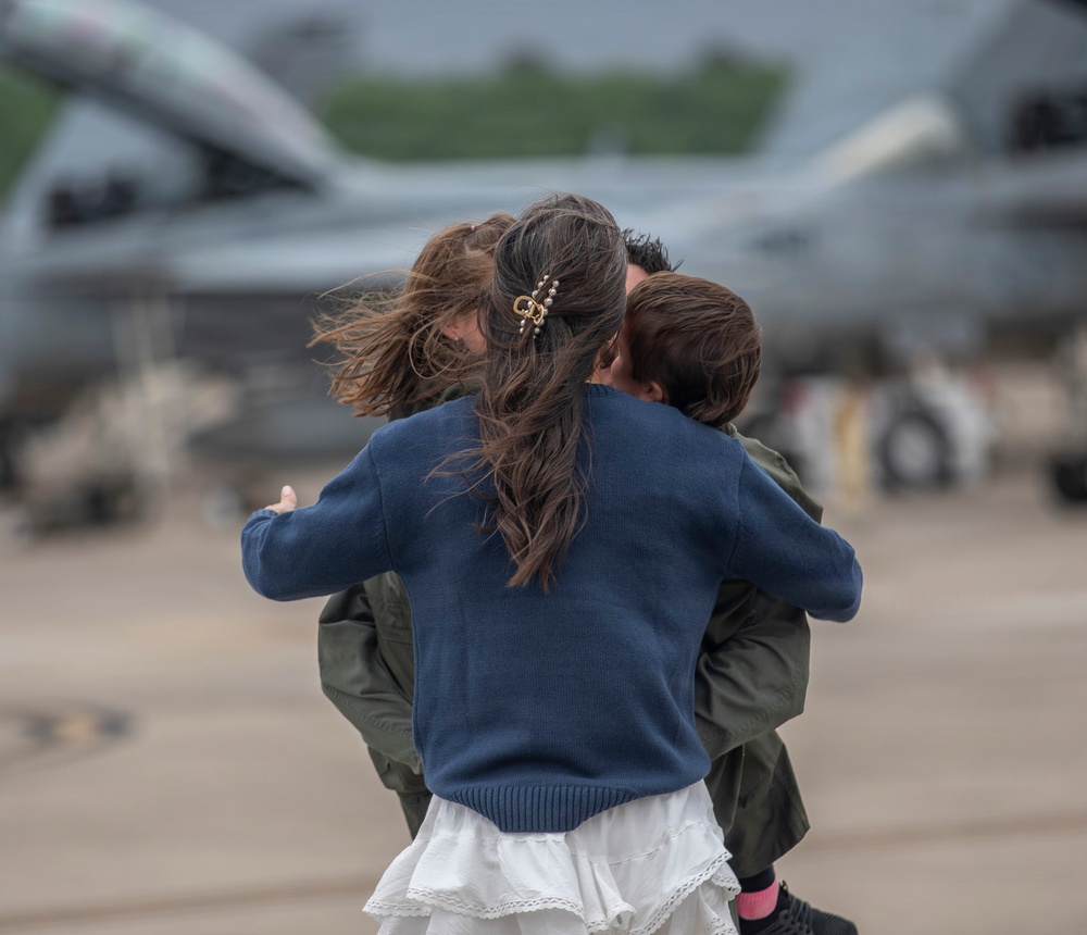 CVW-8 Returns Home Following Eleven-Month Deployment