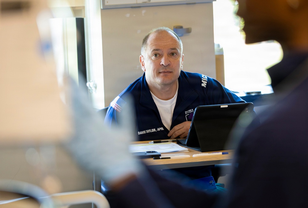 Walter Reed Launches First Navy-Wide Critical Care Nursing Course