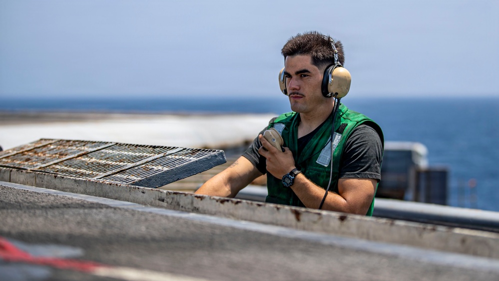 Abraham Lincoln Conducts Flight Deck Operations