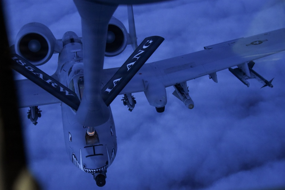 KC-135 Stratotanker refuels A-10