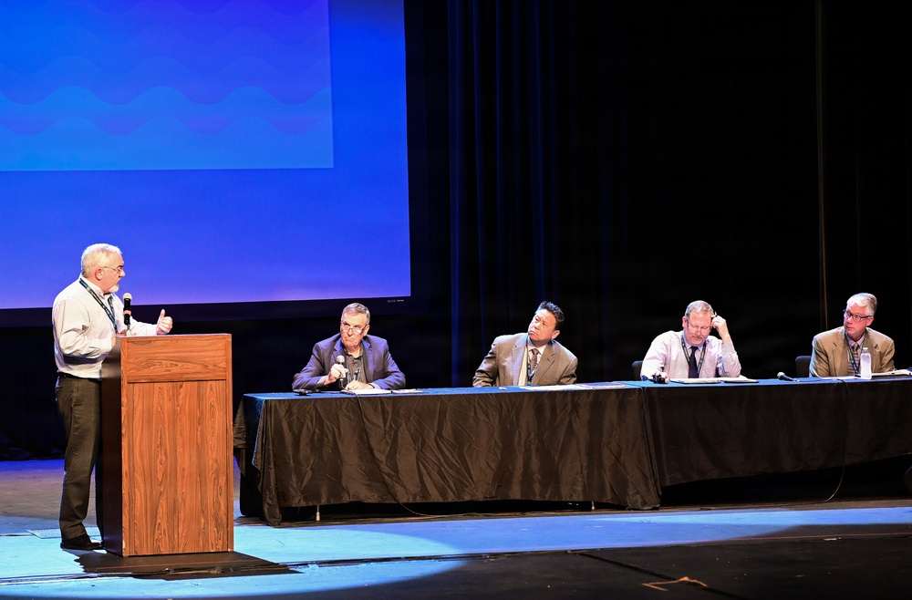 Navy, Private Sector Build Working Relationships at Ventura Defense Industry Forum