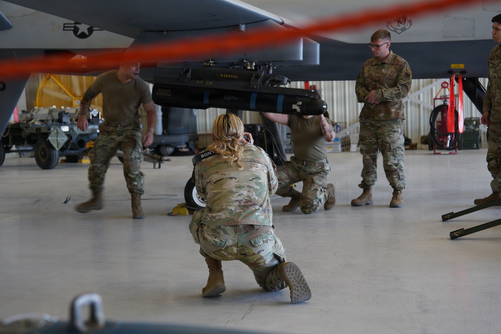 25th AMXS Airmen compete in Load Crew of the Quarter Competition