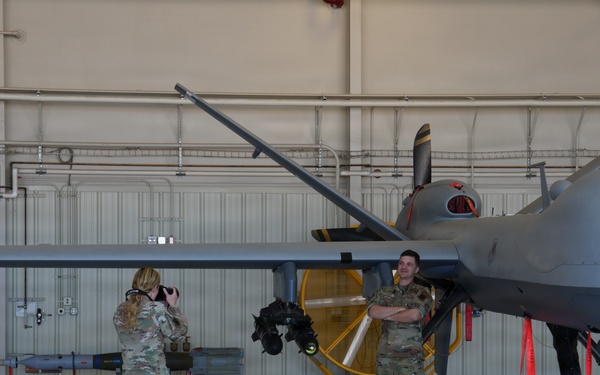 25th AMXS Airmen compete in Load Crew of the Quarter Competition