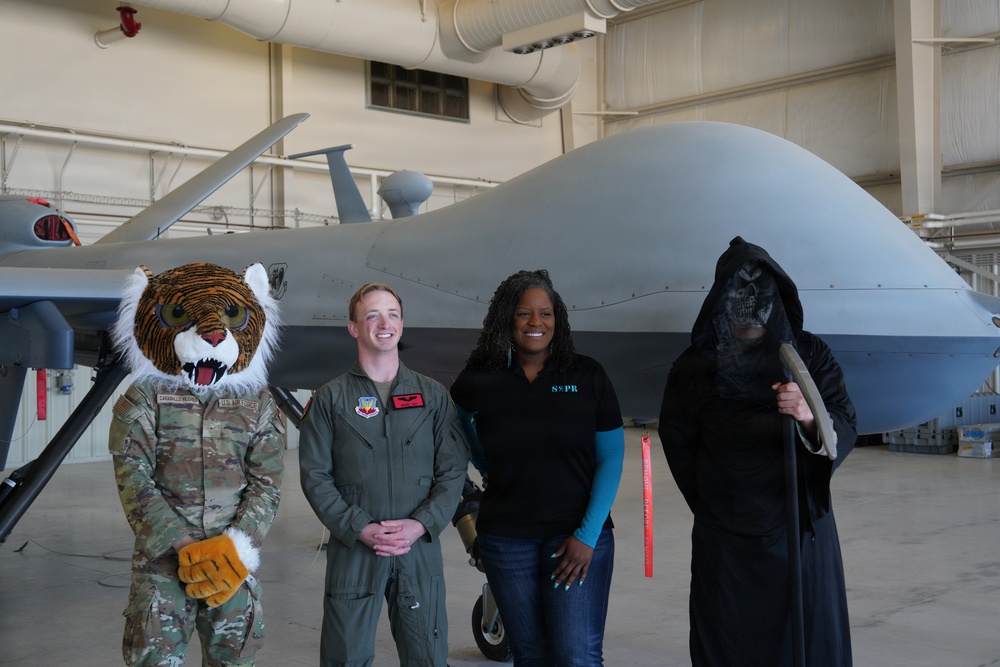 25th AMXS Airmen compete in Load Crew of the Quarter Competition