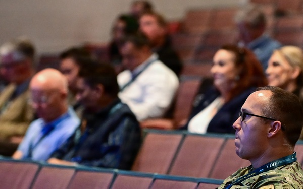 Navy, Private Sector Build Working Relationships at Ventura Defense Industry Forum