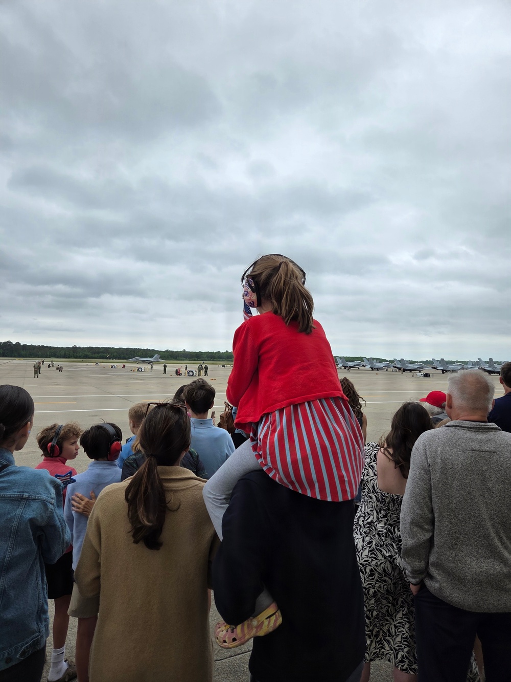 CVW-8 Returns Home Following Eleven-Month Deployment