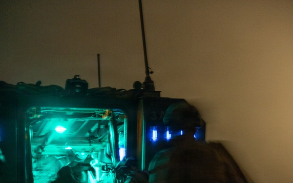 BLT 2/4 participate in a Night Mechanized Raid