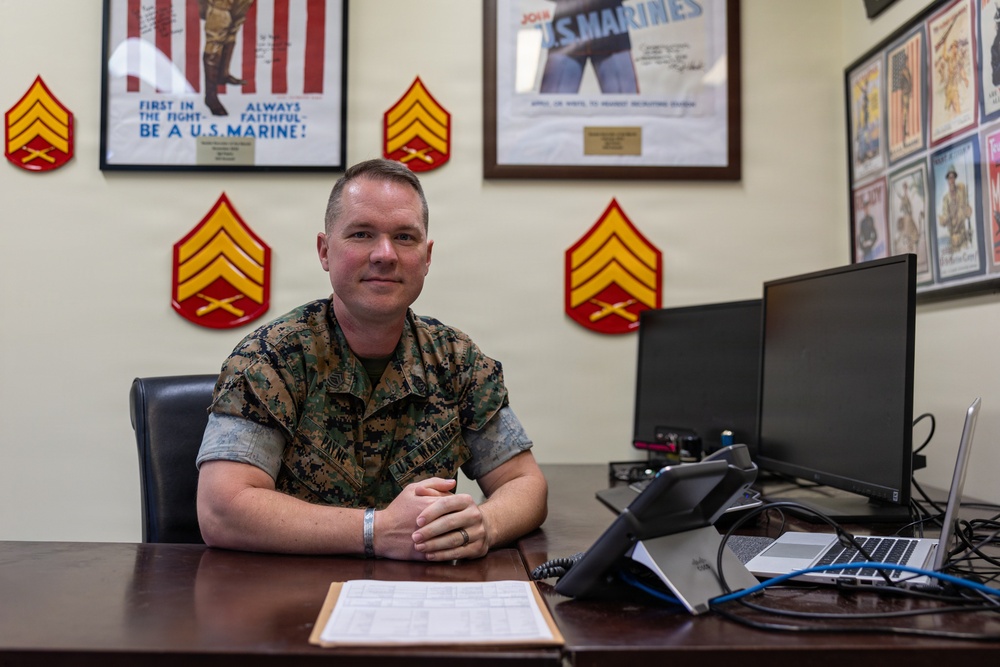 Guiding Marines forward: Gunnery Sgt. Payne named Career Counselor of the Year