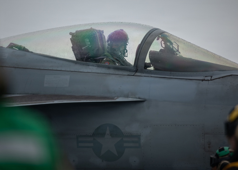 IKE conducts flight deck certification in the Atlantic Ocean