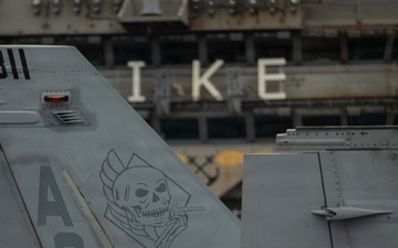 IKE conducts flight deck certification in the Atlantic Ocean