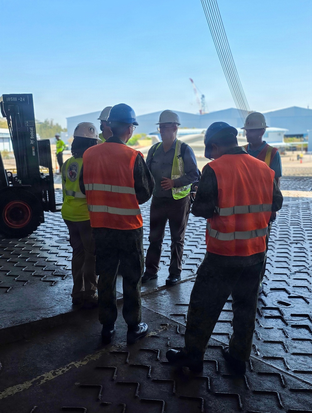MSCFE Reservists Expand Port Management Capability by Floating to the Mission