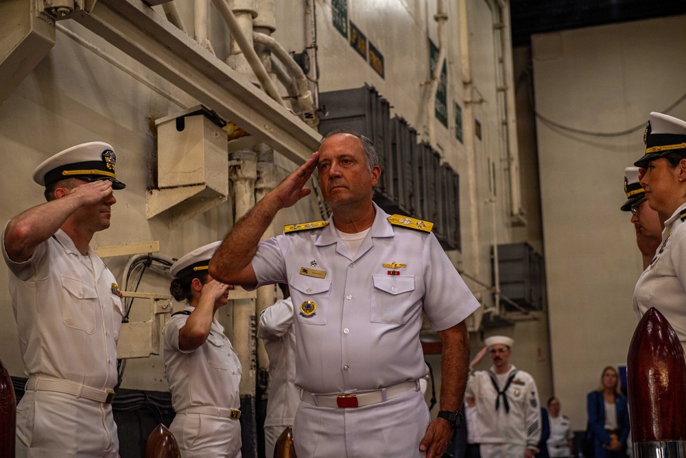 Nimitz Hosts Brazilian Distinguished Visitors