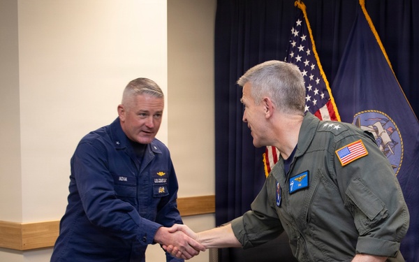 USCG PACAREA Meets With C7F