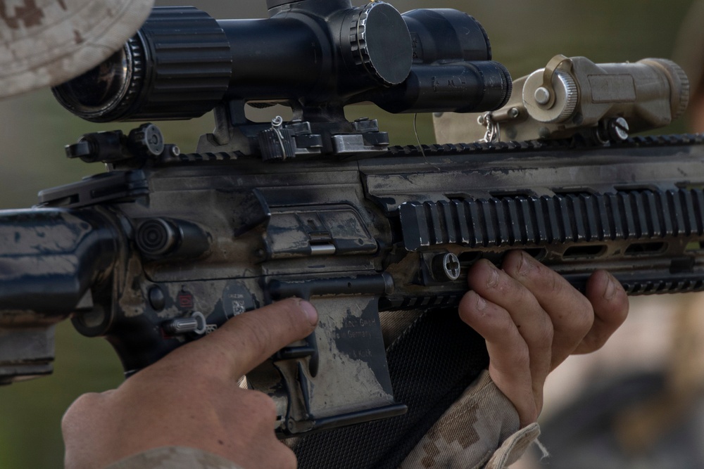 13th MEU Marines Participate in a Mechanized Raid