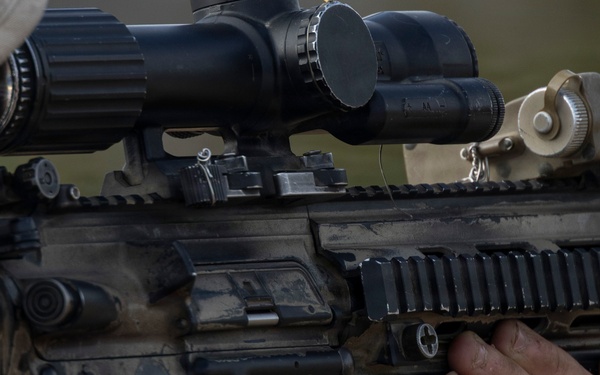 13th MEU Marines Participate in a Mechanized Raid