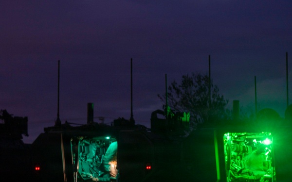 13th MEU Marines Participate in a Mechanized Raid