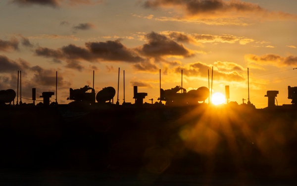 13th MEU Marines Participate in a Mechanized Raid