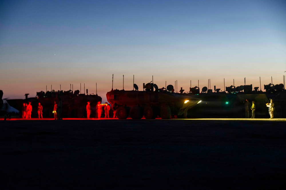 13th MEU Marines Participate in a Mechanized Raid