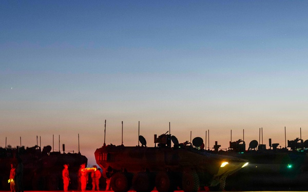 13th MEU Marines Participate in a Mechanized Raid
