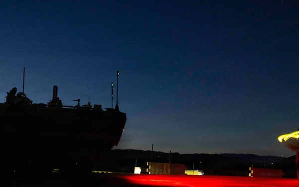 13th MEU Marines Participate in a Mechanized Raid