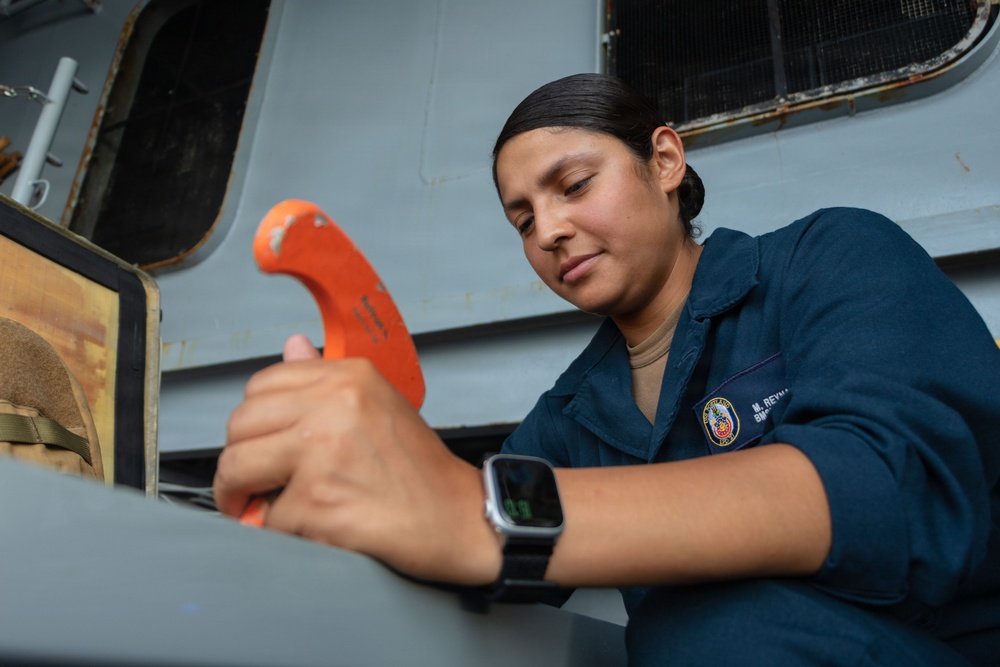 USS Portland Sailors and Marines Conduct Routine Operations
