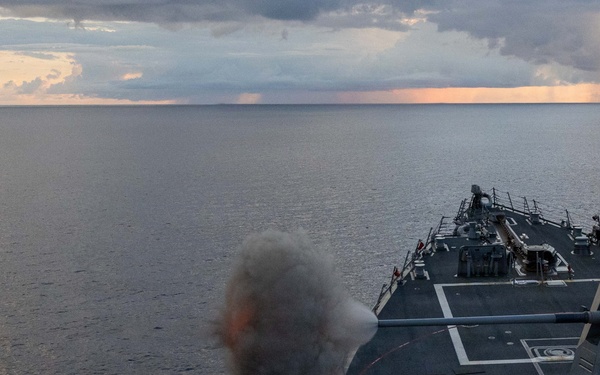 USS Mustin conducts a "killer tomato" inflatable surface target live-fire exercise