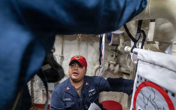USS Mustin conducts a general quarters drill